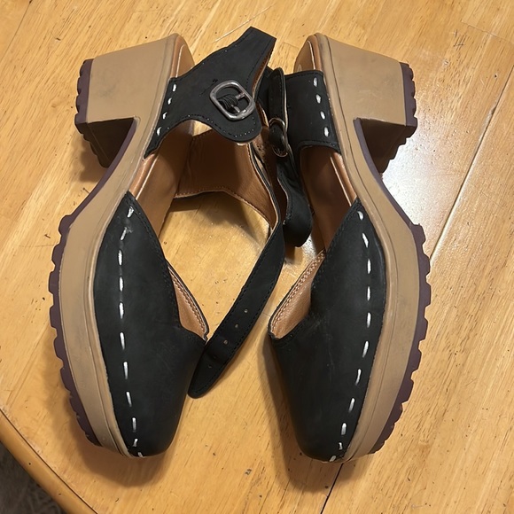 Suede platform sandals - Picture 4 of 6